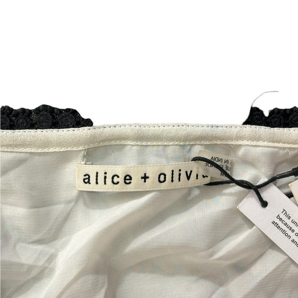 Alice + Olivia Black Floral and White Holden Cold Shoulder Drop Waist To… - Picture 11 of 14